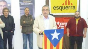 Pera en un acte de campanya i a l'esquerra Moreno que assumirà l'acte de regidora. EL PUNT