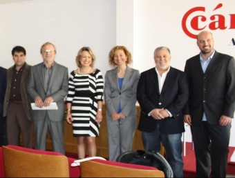 Participants en la conferència informativa que ha organitzat l'associació d'empresaris de Dénia. CEDIDA