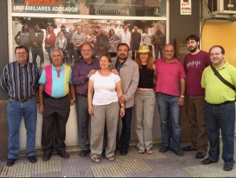 Els diversos candidats i candidates d'ERPV a la Ribera i la Safor, amb Agustí Cerdà. CEDIDA