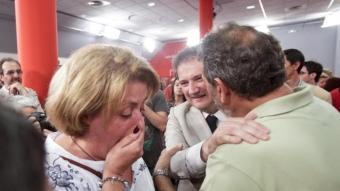 Una dona no pot amagar les llàgrimes ala seu del PSC ROBERT RAMOS