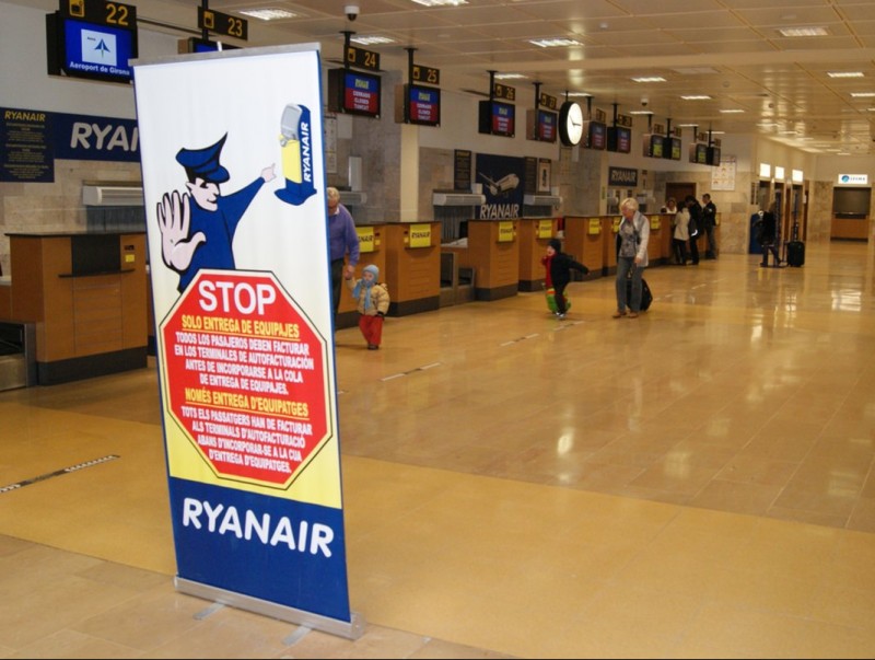 Ryanair va presentar ahir la seva planificació per aquest hivern des de l'aeroport de Girona, amb una reducció de la meitat de freqüències. O.M