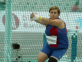 Laura Redondo, marca personal en martell amb 65,28 m. GABRIEL MASSANA