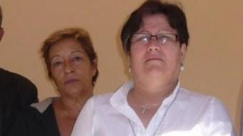 Detall de Conxita Campoy (PSC) i Ana Vega (PP) en una imatge presa dels candidats a les eleccions. T.M