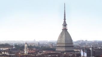 Vista de Torí, amb la Mole Antonelliana, seu del Museu del Cinema i monument emblema de la ciutat M.M