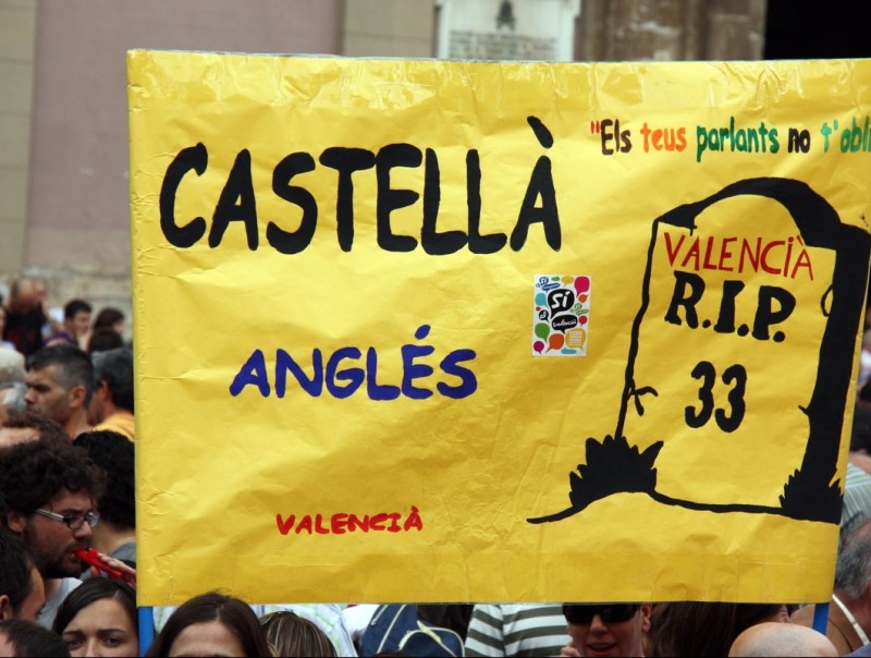 Manifestació contra el decret a València. REDACCIÓ
