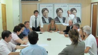 El grup municipal de CiU de Girona va fer ahir l'última reunió abans que avui assumeixi el govern de la ciutat amb Puigdemont com a alcalde D.V