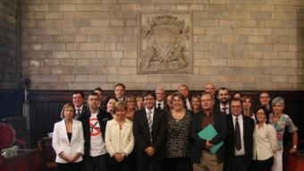 Una foto de grup dels 25 regidors del nou ajuntament de Girona.  CLICK ART FOTO / D.V