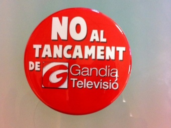 Xapeta distribuïda per la ciutat en contra del tancament de la televisió de Gandia. ARXIU