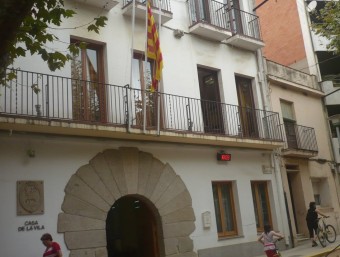 L'Ajuntament d'Arenys de Munt, en una imatge d'arxiu ELENA FERRAN