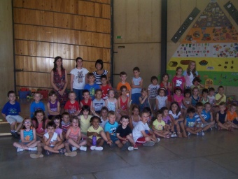 Part dels 56 participants en l'Escola d'estiu de la capital de la comarca dels Ports. CEDIDA