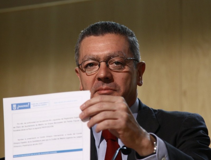 L'alcalde de Madrid, Alberto Ruiz-Gallardón, durant la roda de premsa EFE