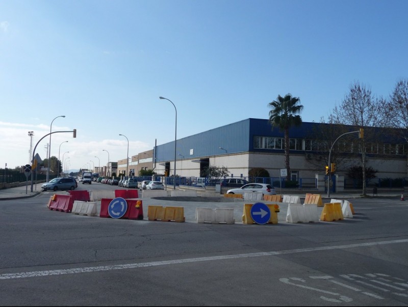 Imatge d'una de les rotondes de la ronda de Tolosa, la construcció de les quals és una actuació ja desenvolupada M.C.B
