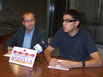 A la dreta de la imatge el regidor Rhamsés Ripollés. EL PUNT AVUI