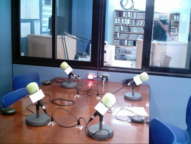 Estudis centrals de l'emissora de ràdio de Banyeres de Mariola. B.SILVESTRE