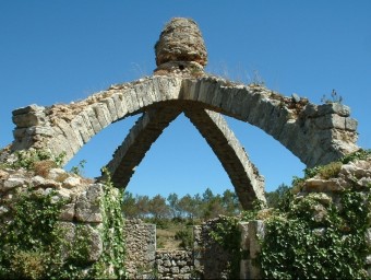 Cava arquejada d'Agres, actualment en rehabilitació. B. SILVESTRE