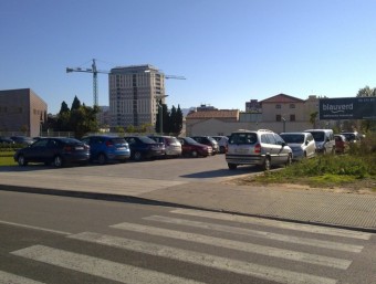 Zona d'aparcament encobert denunciada per Compromís per Alzira. CEDIDA