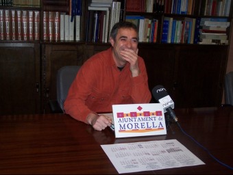 El regidor Amadeu Bordàs en l'acte de presentació del calendari festiu. CEDIDA