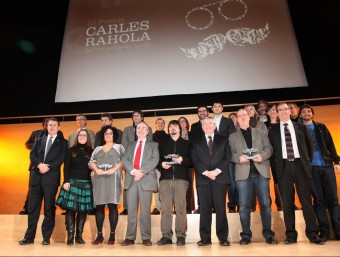 Foto de grup dels premiats en aquesta III edició del Premis de Comunicació Carles Rahola JOAN SABATER