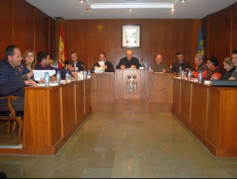 Sessió plenària de l'Ajuntament de Banyeres de Mariola. B. SILVESTRE