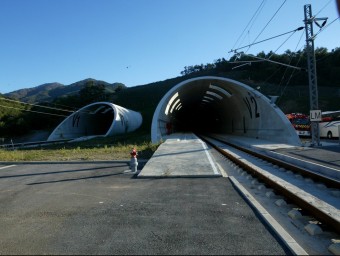 Túnel del Pertús de la línia ferroviària d'alta velocitat, el pas transfronterer del Mediterrani que havia de donar servei també al corredor central JOAN SABATER