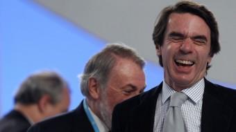 En primer terme, José María Aznar, president de la FAES REUTERS