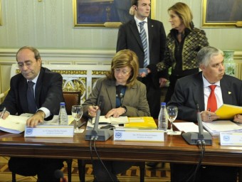 Elvira García en la reunió d'alcaldes amb el Ministeri d'Hisenda. EL PUNT AVUI