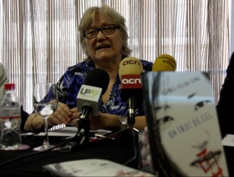 Isabel-Clara Simó durant la presentació del llibre. ACN