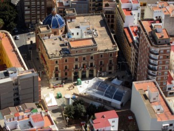 Vista aèria de la plaça Major de Castelló. ARXIU