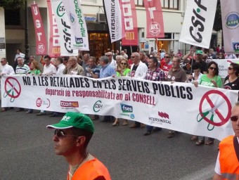 Pancarta unitària d'obertura de la manifestació del darrer dia de maig a València. ESCORCOLL