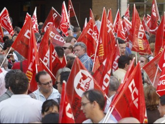 Detall de la manifestació convocada per CCOO i UGT. JOSÉ CUÉLLAR