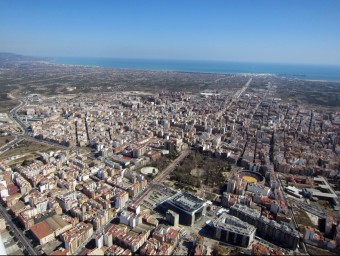 Vista aèria d ela ciutat de Castelló d ela Plana. EL PUNT-AVUI