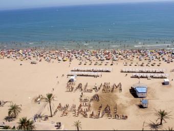 Imatge d'une reivindicació ciutadana a la platja de Gandia. ARXIU