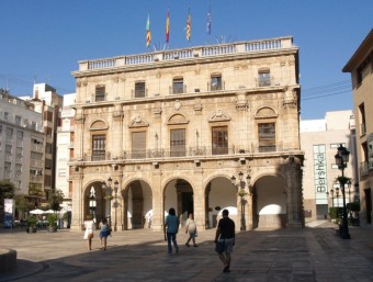 Edifici municipal de Castelló de la Plana. ESCORCOLL