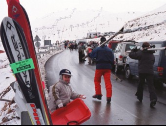 Accessos a l'estació d'esquí de Boí Taüll, a l'Alta Ribagorça. L'estació es troba actualment en situació de concurs de creditors però podrà obrir durant la temporada. ARXIU