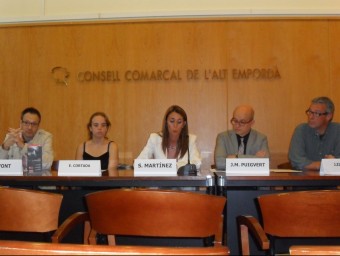 La presentació la van fer ahir Jordi Font, Elisabet Cortada, Sònia Martínez, Joaquim M. Puigvert i Jörg Zimmer. EL PUNT