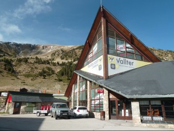 La seu central de l'estació d'esquí Vallter 2000 de Setcases, en una imatge de mitjanç d'octubre. J.C
