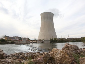 La unitat I de la central nuclear d'Ascó ha iniciat la recàrrega de combustible després d'un cicle de 512 dies ininterromput. JUDIT FERNÁNDEZ