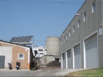 Una imatge d'arxiu de l'exterior de la fàbrica de gestió de residus Burés Profesional SA, a Vilablareix J. FERRER