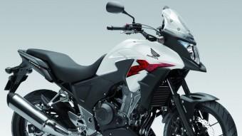 L'estil de la Honda CB500X recorda el de la 1200 V4 Cross Tourer. Comparteix gamma amb dos altres nous models però tant en aspecte com en l'apartat tècnic té punts diferenciadors.