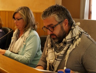 Els regidors de Compromís asseguts als escons del Plenari Municipal. ESCORCOLL