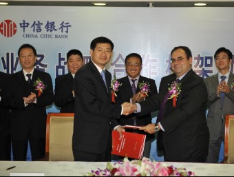 Signatura d'un acord entre el BBVA i el banc xinès xina CITIC per promoure els plans de pensions.  ARXIU
