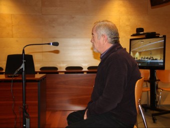 L'acusat durant el judici, que es va celebrar a l'Audiència de Girona el 14 de febrer ACN