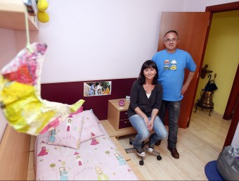 L'Anna i en Jordi animen les famílies a acollir un infant que ara és en un centre ORIOL DURAN