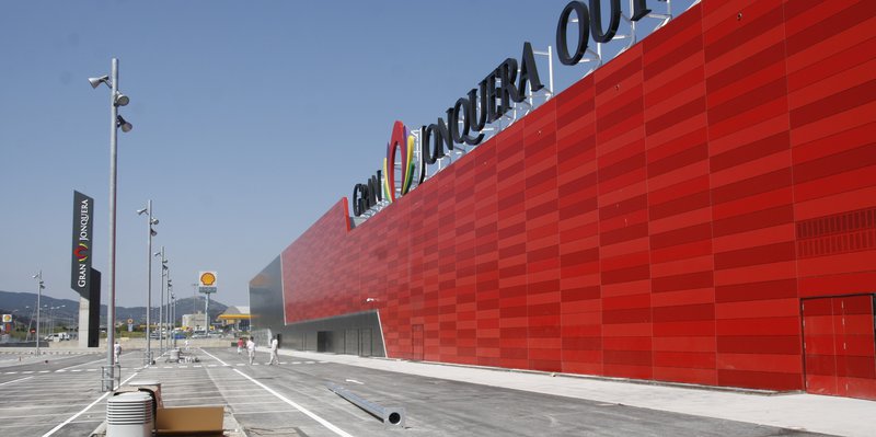 L'Outlet de la Jonquera s'inaugurarà el 16 de maig | Imma Bosch | LA  JONQUERA | Economia | El Punt Avui