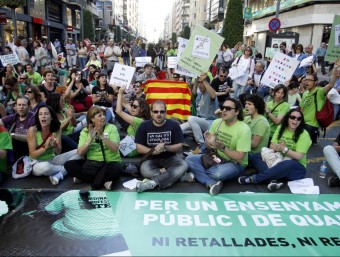 Milers de persones han participat en la manifestació d'Alacant. ESCORCOLL