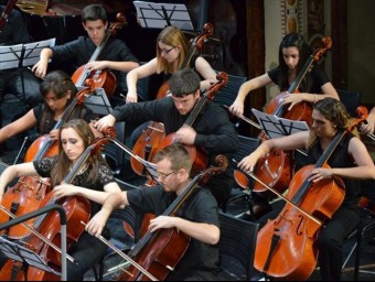 Corda de violoncels de l'Orquestra Simfònica de la Ribera. EL PUNT AVUI