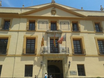 Façana de l'Ajuntament de Paterna. ESCORCOLL