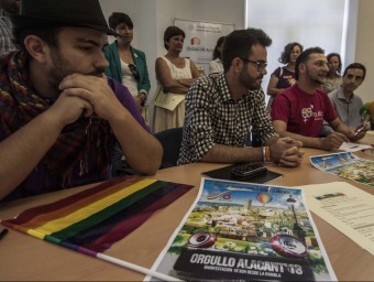 Moment de la presentació del Dia de l'Orgull Gai a Alacant. D. BETORET