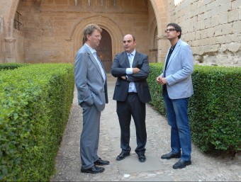 Reunió dels tres alcaldes a la vila de Morella. EL PUNT AVUI