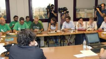 La reunió que han mantingut la Conselleria d'Educació, sindicats i l'assemblea de docents a Palma EFE